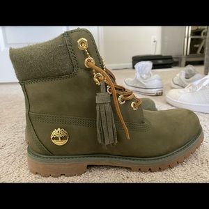 Women’s Timberlands